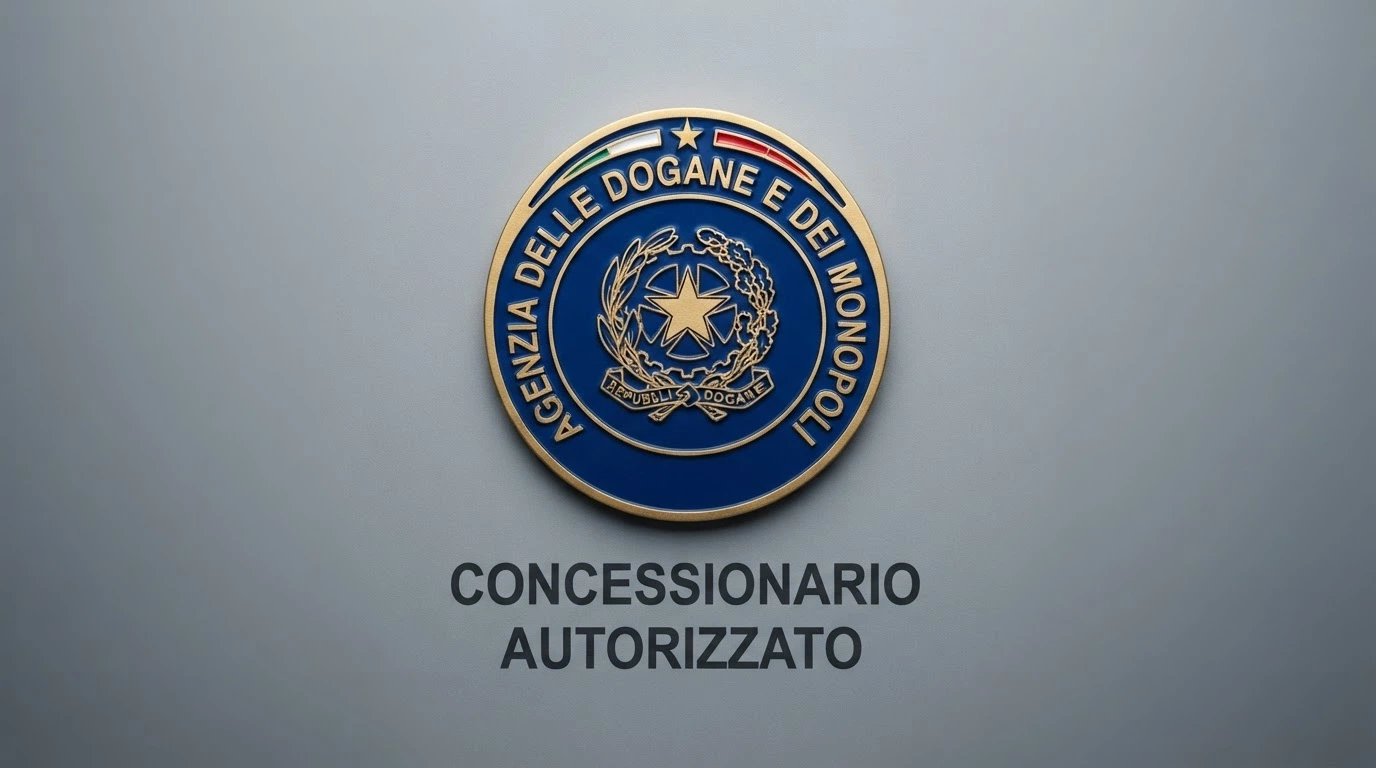 Il sigillo ufficiale dell'Agenzia delle Dogane e dei Monopoli accanto alla dicitura «concessionario autorizzato» su sfondo istituzionale